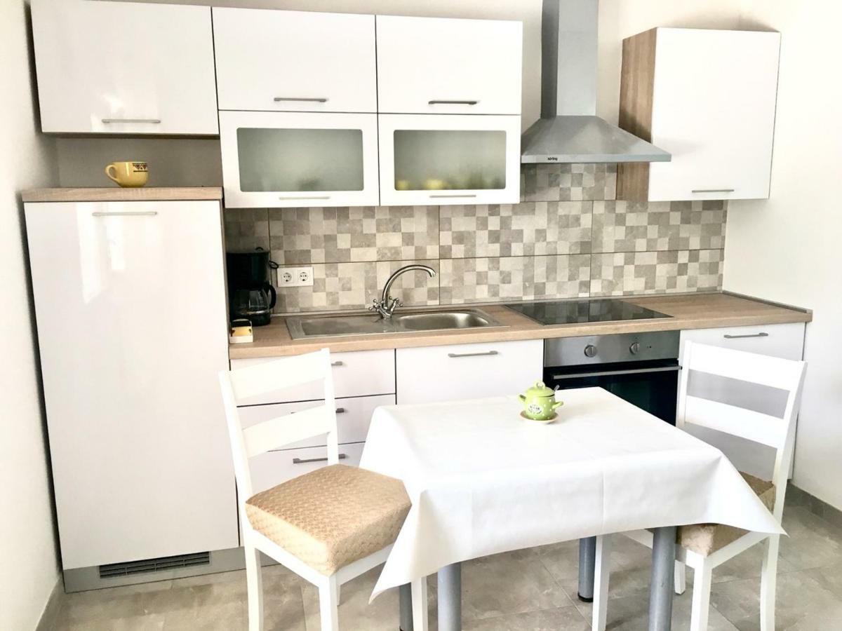 Apartment Lili Пореч Екстер'єр фото