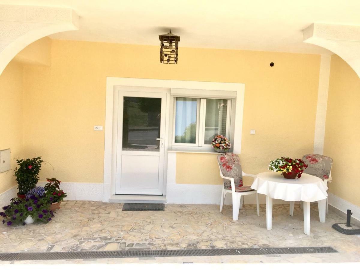 Apartment Lili Пореч Екстер'єр фото