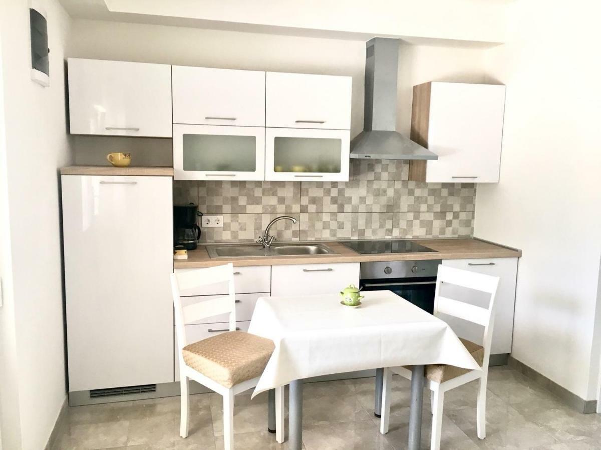 Apartment Lili Пореч Екстер'єр фото